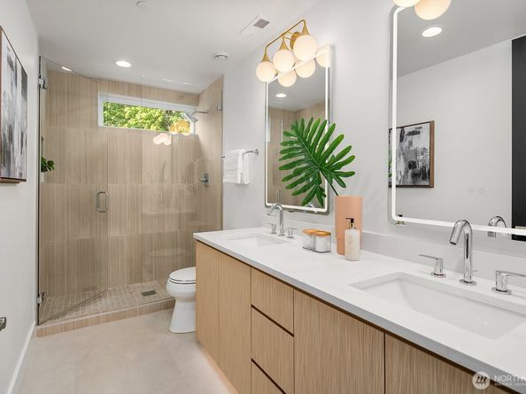3983 162nd Place SE, Bellevue WA 98006