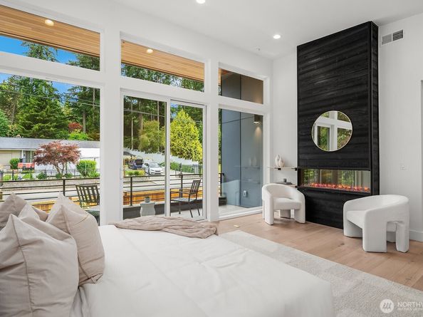 3983 162nd Place SE, Bellevue WA 98006
