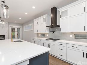 7573 S 130th Place, Seattle WA 98178