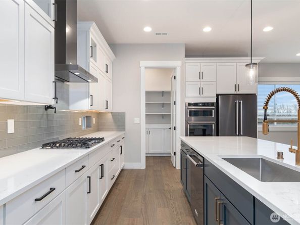 7573 S 130th Place, Seattle WA 98178