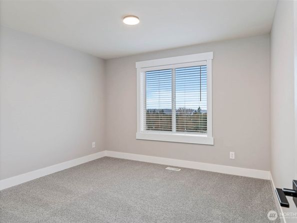 7573 S 130th Place, Seattle WA 98178