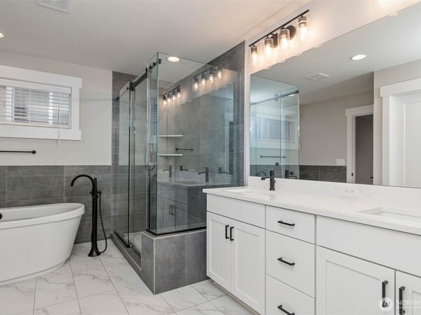 7573 S 130th Place, Seattle WA 98178