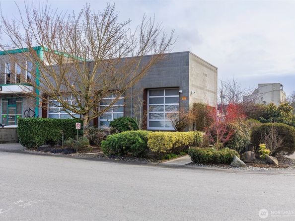 4020 6th Avenue NW, Seattle WA 98107