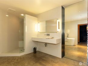 4020 6th Avenue NW, Seattle WA 98107