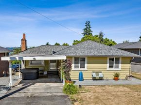 22023 11th Avenue S, Des Moines WA 98198