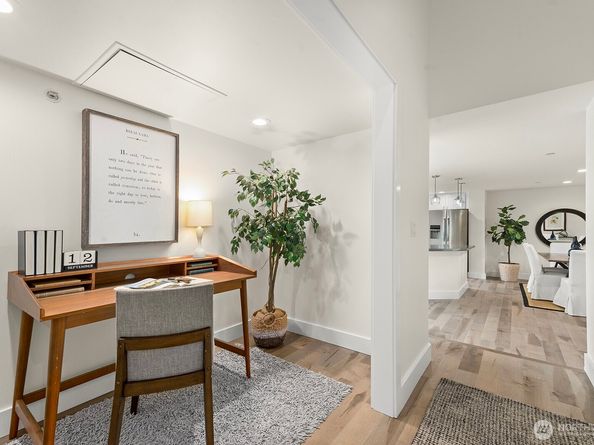 745 Bellevue Avenue E 401, Seattle WA 98102