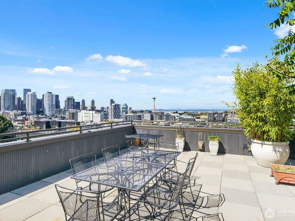 745 Bellevue Avenue E 401, Seattle WA 98102
