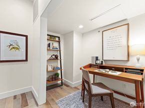 745 Bellevue Avenue E 401, Seattle WA 98102