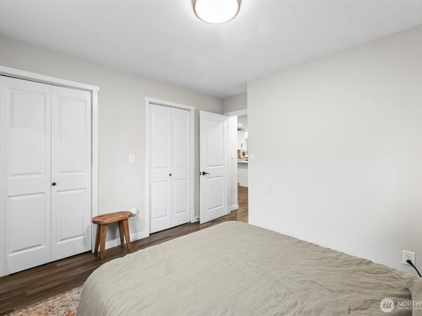 13437 4Th Avenue SW, Burien WA 98146