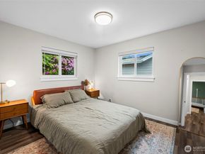 13437 4Th Avenue SW, Burien WA 98146