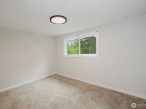 5450 NE Laura Loop, Poulsbo WA 98370