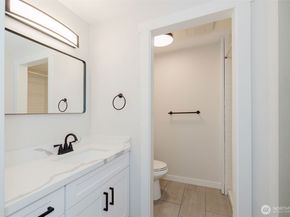 5450 NE Laura Loop, Poulsbo WA 98370