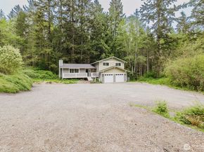 5450 NE Laura Loop, Poulsbo WA 98370