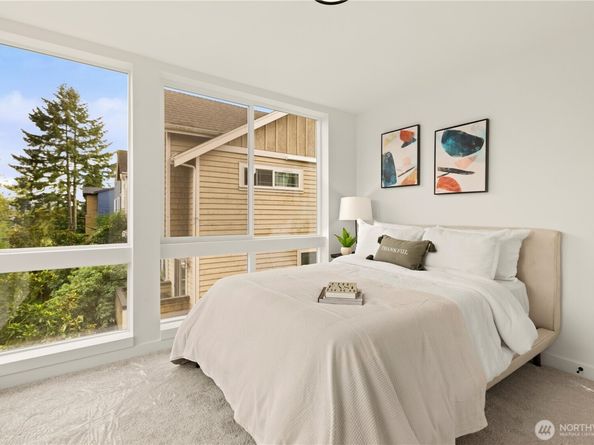 1521 N 39th Street, Seattle WA 98103