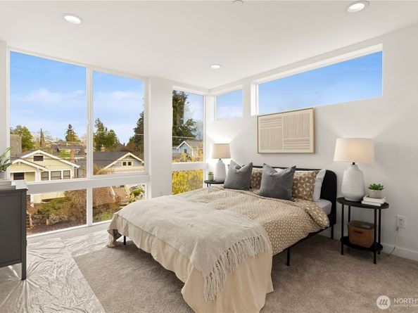 1521 N 39th Street, Seattle WA 98103