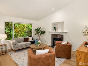 3816 NE 110th Street, Seattle WA 98125