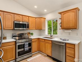 3816 NE 110th Street, Seattle WA 98125
