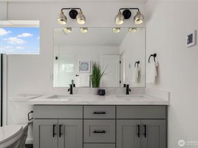 817 C S Rose Street, Seattle WA 98108