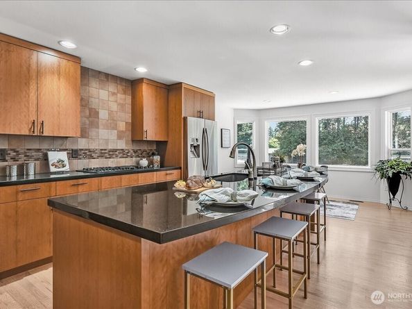 16005 NE 160th Street, Woodinville WA 98072