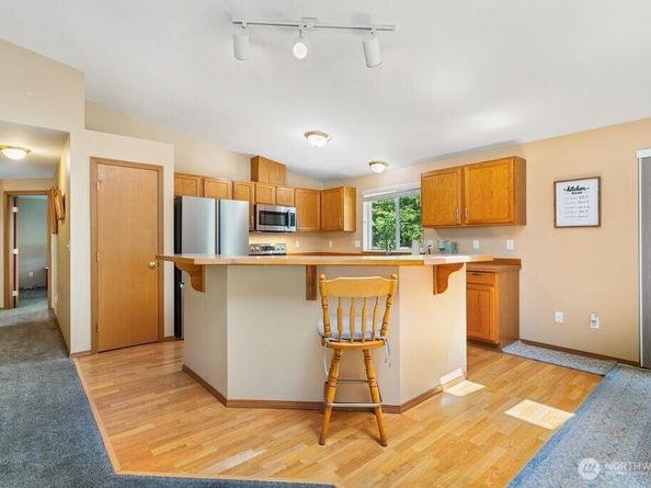 8729 Row Lane SE, Port Orchard WA 98367
