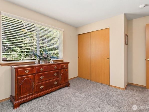 8729 Row Lane SE, Port Orchard WA 98367
