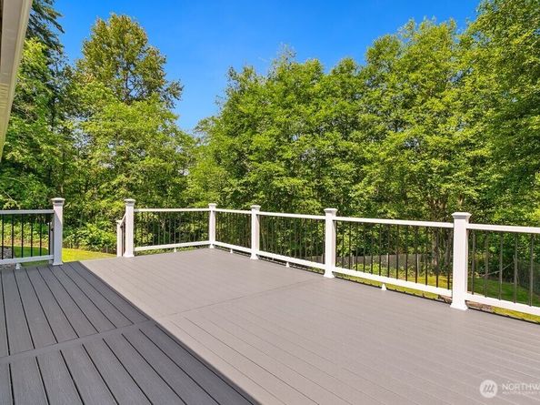 8729 Row Lane SE, Port Orchard WA 98367