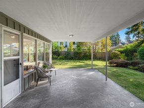 2965 74 Avenue SE, Mercer Island WA 98040