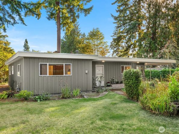 2965 74 Avenue SE, Mercer Island WA 98040