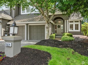 11629 E Oakmont Dr