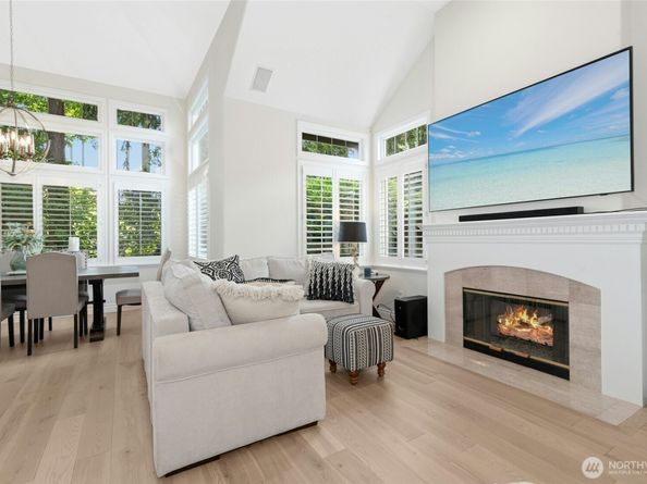 11629 E Oakmont Dr, Mukilteo WA 98275