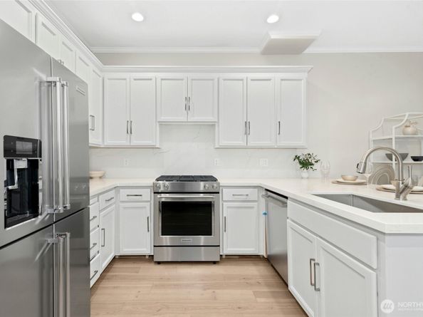 11629 E Oakmont Dr, Mukilteo WA 98275