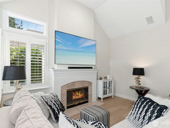 11629 E Oakmont Dr, Mukilteo WA 98275