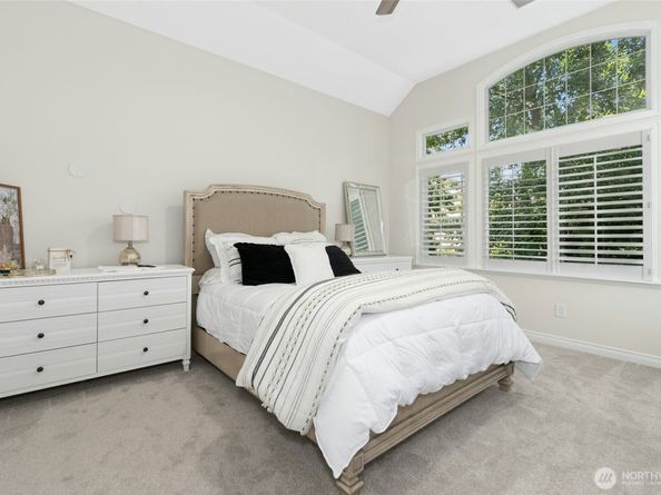 11629 E Oakmont Dr, Mukilteo WA 98275