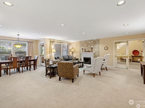 4133 224th Lane SE 302, Issaquah WA 98029