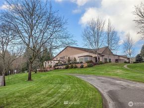 4133 224th Lane SE 302, Issaquah WA 98029