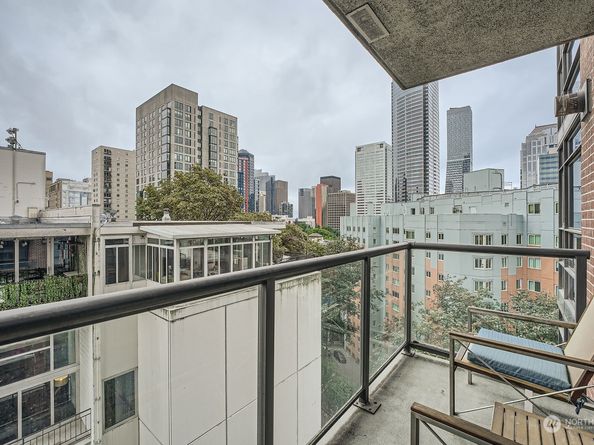 1420 Terry Avenue 1107, Seattle WA 98101