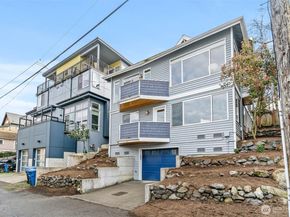 18 Florentia Street, Seattle WA 98109