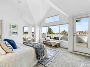 18 Florentia Street, Seattle WA 98109