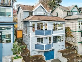 18 Florentia Street, Seattle WA 98109