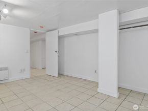 2209 E Roanoke Street, Seattle WA 98112