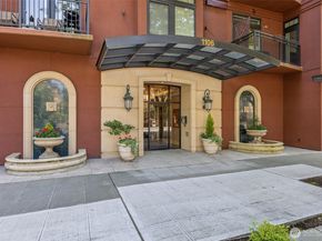 1106 108th Avenue NE 503, Bellevue WA 98004