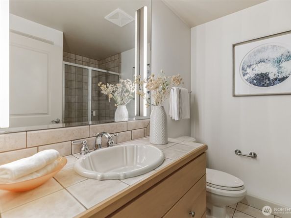 1106 108th Avenue NE 503, Bellevue WA 98004