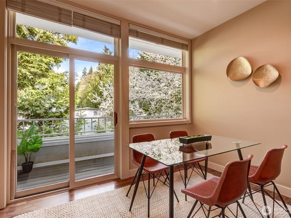 600 Bellevue Way SE 301, Bellevue WA 98004