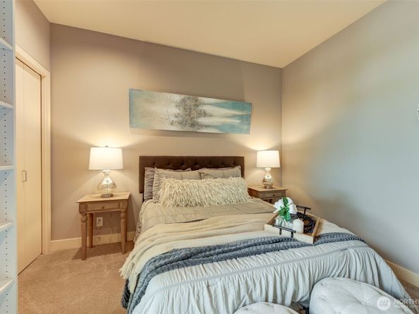 600 Bellevue Way SE 301, Bellevue WA 98004