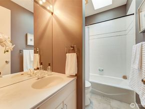 600 Bellevue Way SE 301, Bellevue WA 98004
