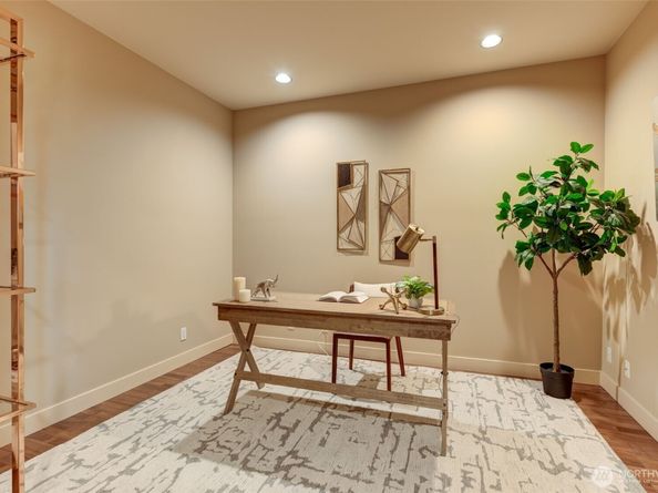 600 Bellevue Way SE 301, Bellevue WA 98004