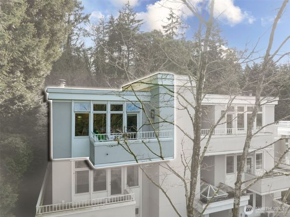 600 Bellevue Way SE 301, Bellevue WA 98004