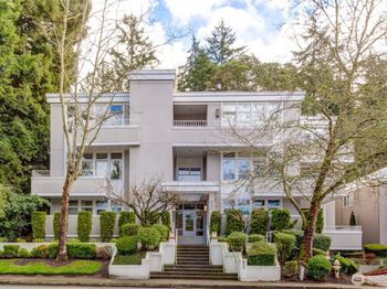 600 Bellevue Way SE