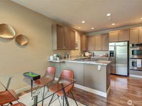 600 Bellevue Way SE 301, Bellevue WA 98004