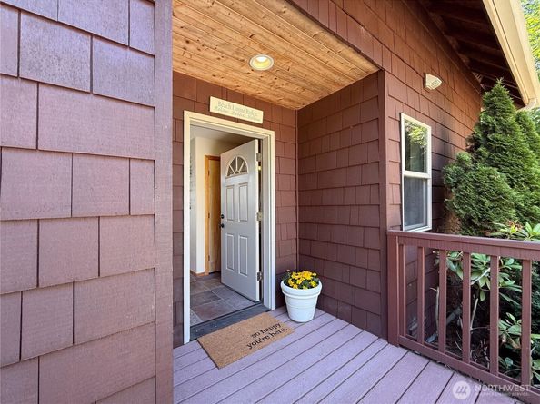 49 M Whidbey Island Drive, Everett WA 98206